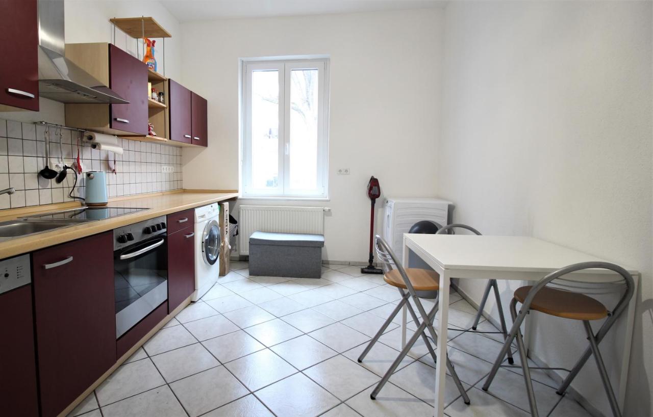 Homestay Nahe Bahnhof Und